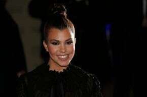 Kourtney Kardashian Goes to Therapy 'Once a Week'