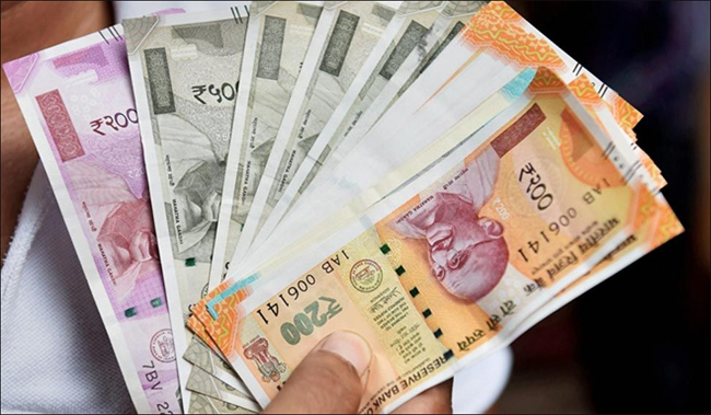 Indian Rupee hits a lifetime low of 69.12 against US dollar