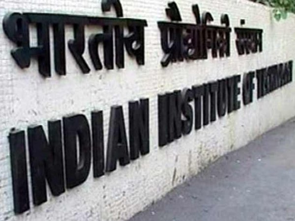 Good News : IITs, NITs to refund acceptance fee if student gives up seat 