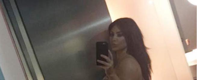 Kim Kardashian posted  nude pic once again!!!