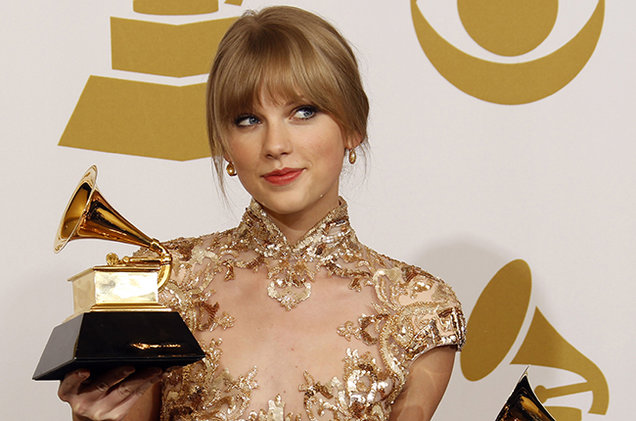 Taylors bags another Grammy, makes a dig at Kayne West