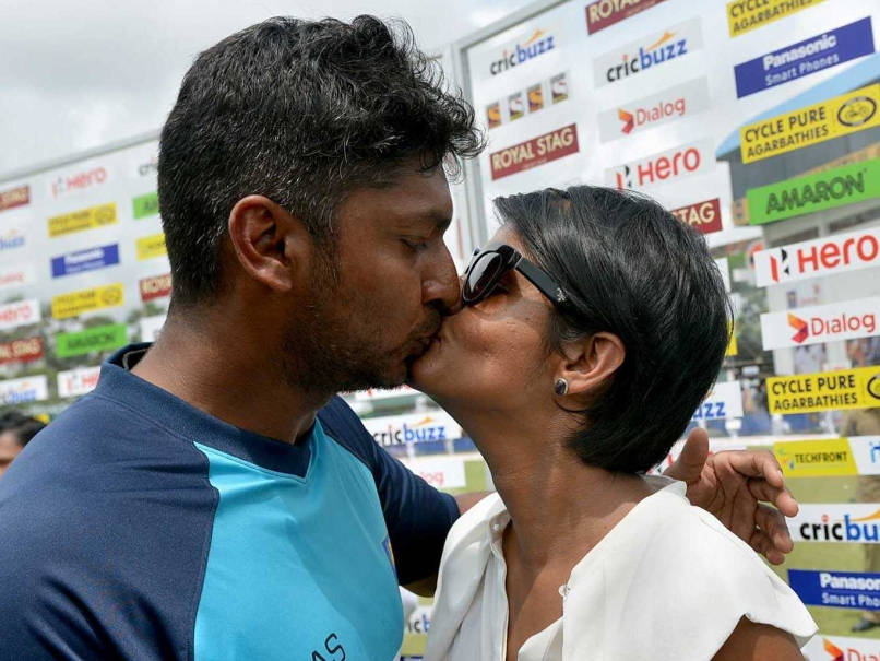 Kumar Sangakkara's Farewell Kiss