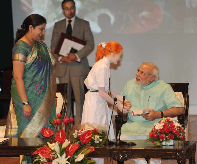 LIVE: PM Modi interacts with 800 students today