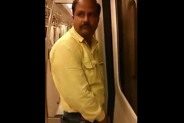 Man pees in the metro,Video goes viral
