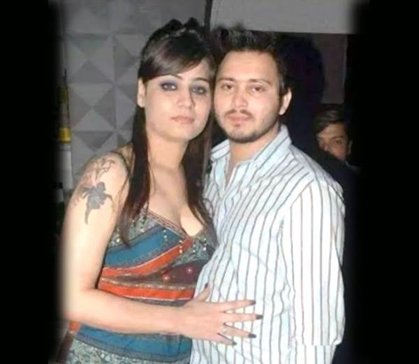 Lalu Yadav's Son's Girlfriend's Photos leaked!!!